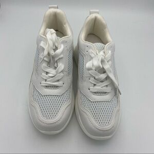 Material Girl Mossiana2 Chunky White Sneakers 5.5M